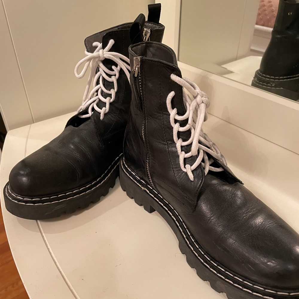 Chic leather combat boots